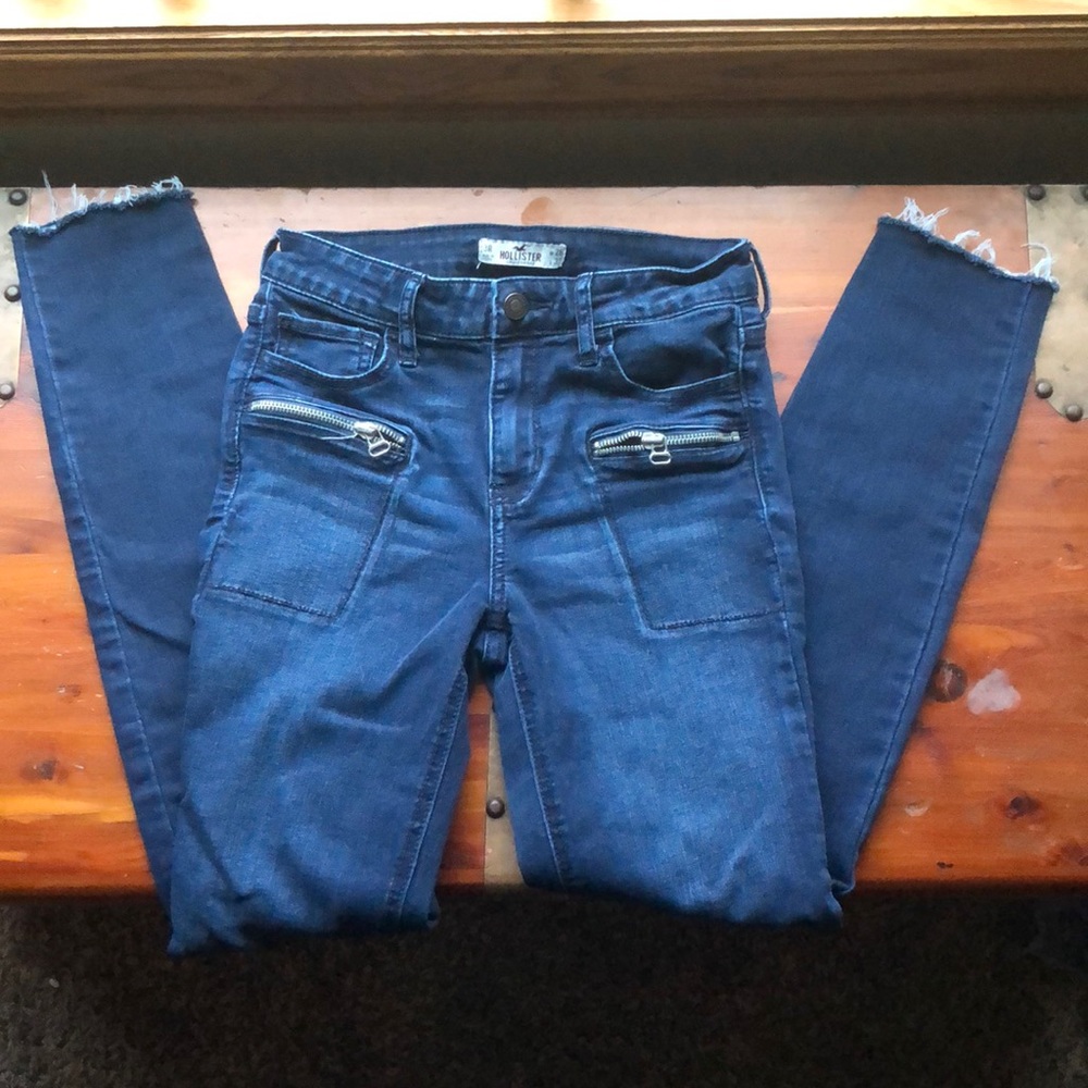 Hollister Dark Jean